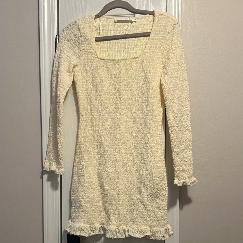 Astr Cream Long Sleeve Textured Dress